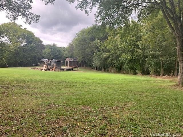 2nd image of 5695 Cold Springs Rd S