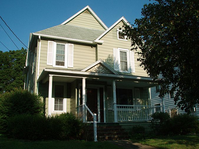 1st image of 39 Tremont Ave