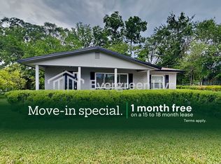 8249 Devoe St, Jacksonville, FL 32220