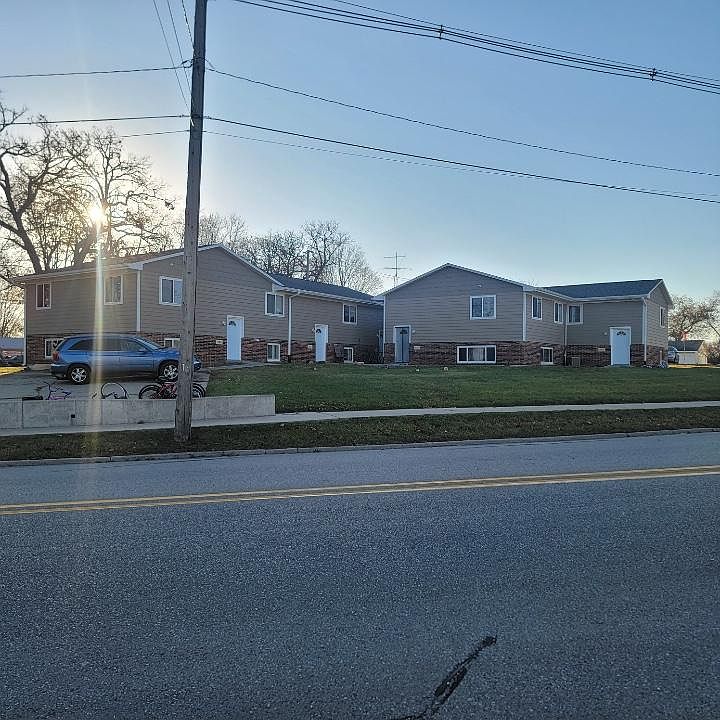 511 9th St SE 511, Dyersville, IA 52040 Zillow