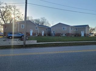 511 9th St SE #511, Dyersville, IA 52040