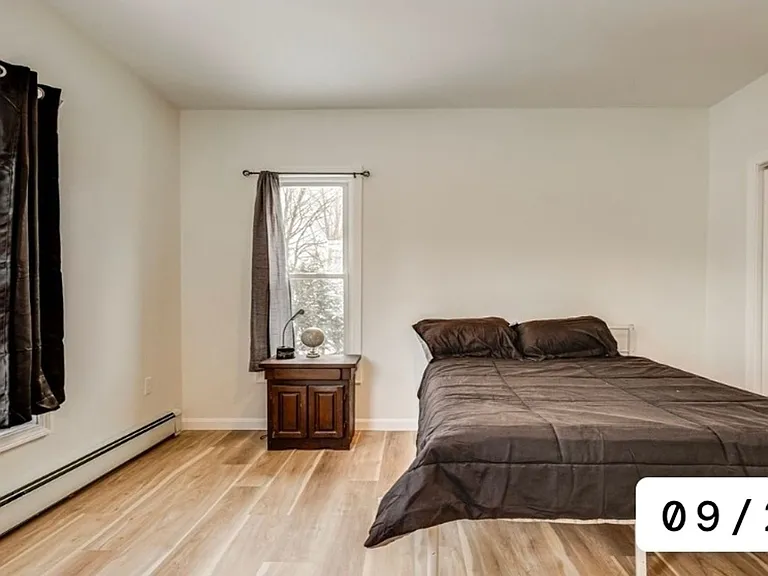 53 Hall St #B — Photo 3
