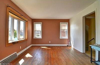 5th image of 4098 Parkside Dr