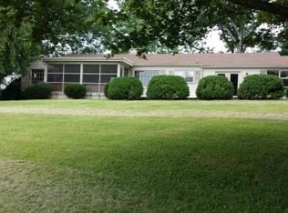 290 Flannagan Dr, Bristol, VA 24202