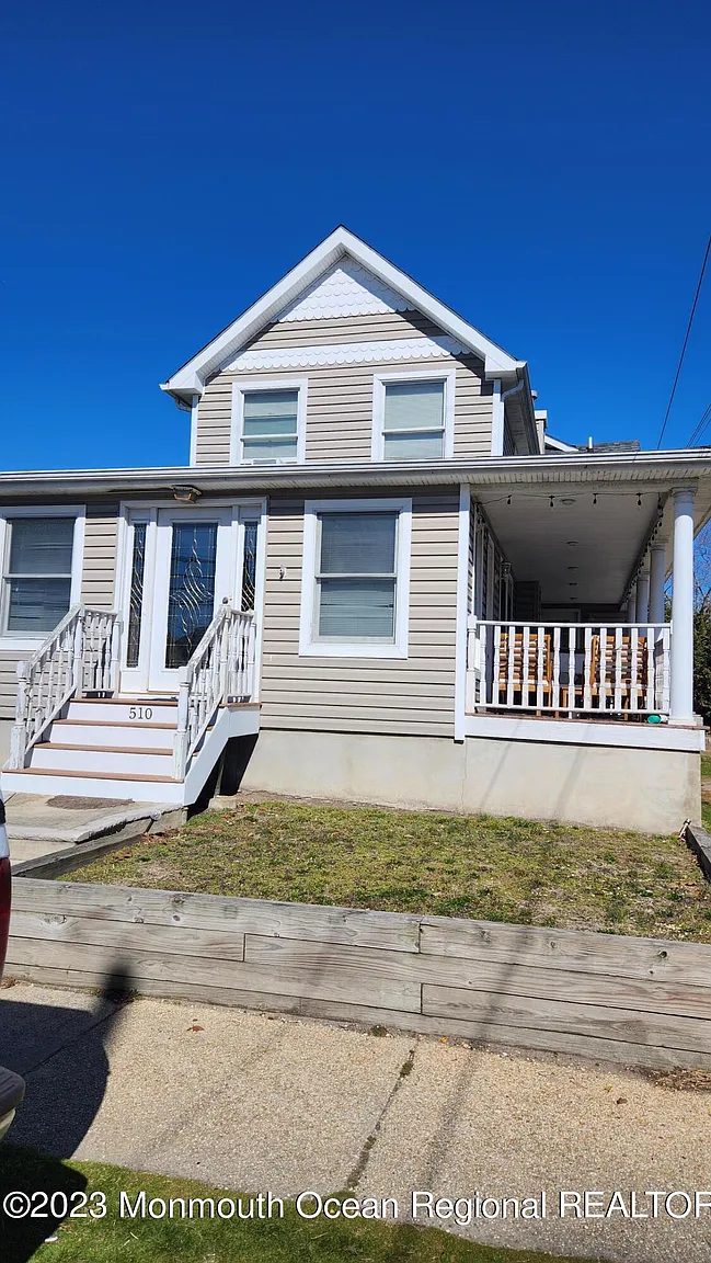 510 18th Avenue photo 1