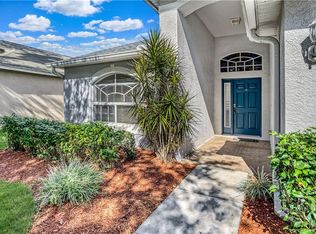 10472 Lucaya Dr, Tampa, FL 33647