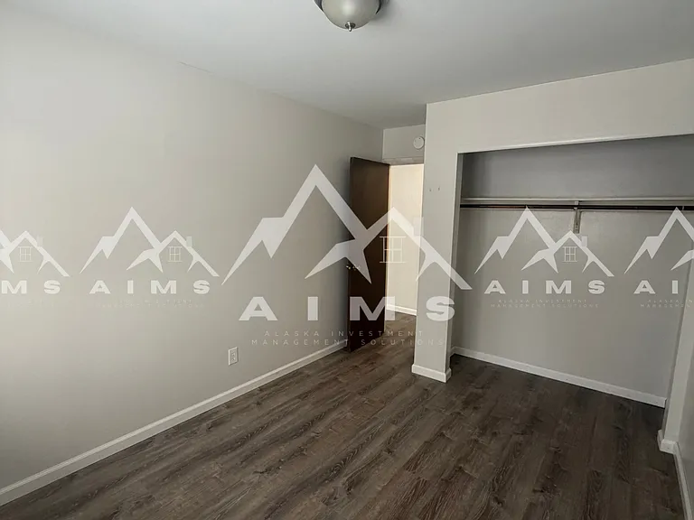 2901 Turnagain St #1 — Photo 5