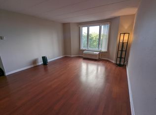 1 Renaissance Pl UNIT 613, Palatine, IL 60067