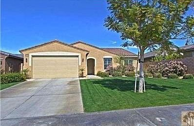 2012 sq. ft. home with 3 bedrooms, 2 baths and a Tandem 3 ca