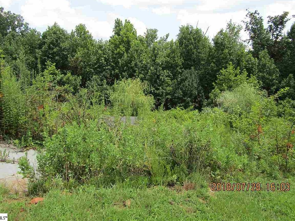 1st image of 169 Homes Pond Ln