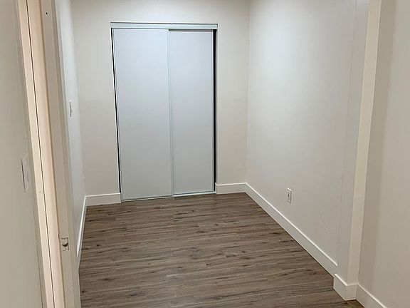 4th image of 1135 Hollister St APT 13