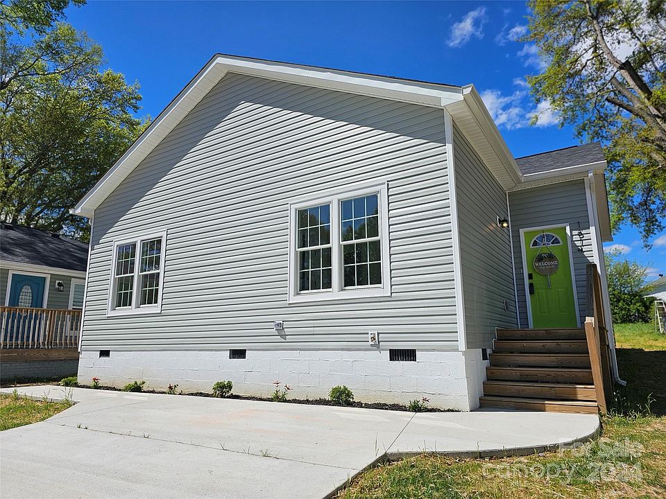 1st image of 1614 1/2 W McFarland Ave