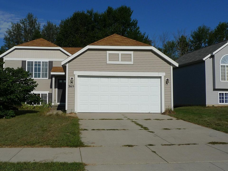 1st image of 365 Needlewood Dr NE