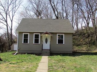 1033 Brooks St, Burlington, IA