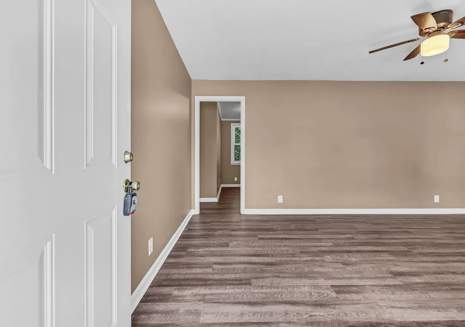 2007 Rosemary - Two Weeks Free w/ Same Day Move In — Photo 2