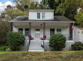 320 W Liberty St, Staunton, VA 24401
