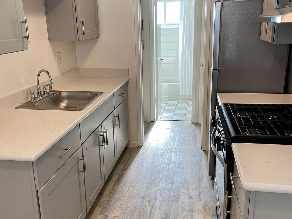 1st image of 901 Grand Ave #D