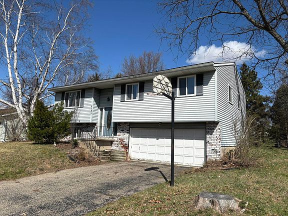 2nd image of 5705 Leanne Ln