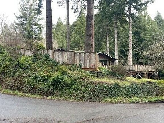 5th image of 67535 N Bay Rd