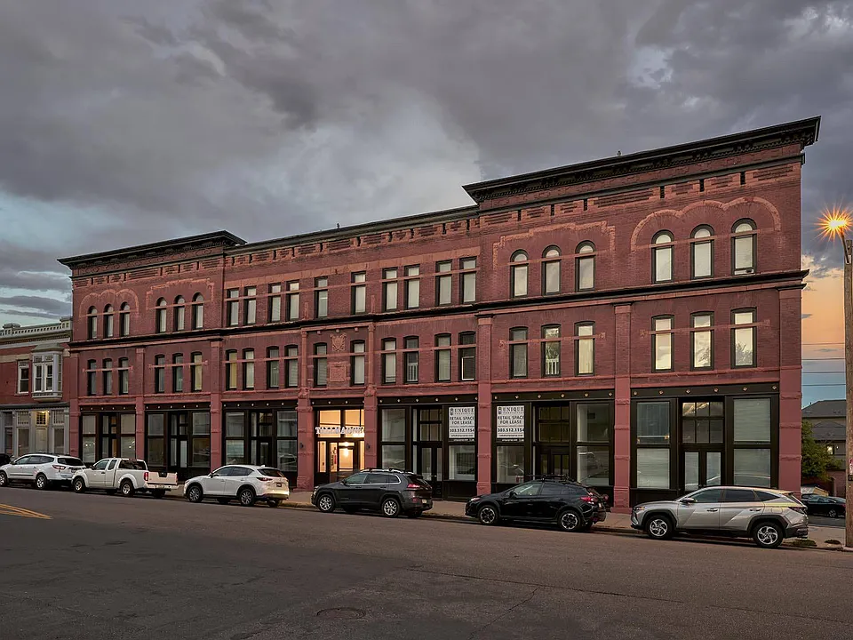 Tallmadge Lofts