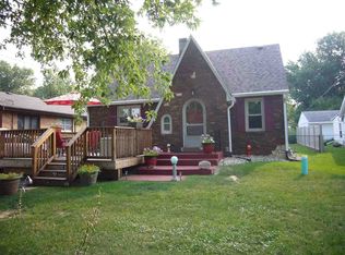 2318 Springfield Rd, East Peoria, IL 61611