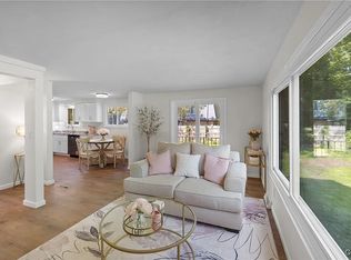 660 Warren St APT 1, Fayetteville, NY 13066