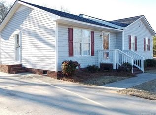 525 W Marion St, Kershaw, SC 29067