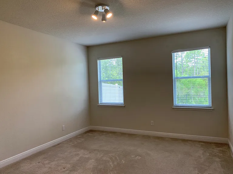 14656 Trapper Rd — Photo 11