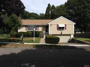 240 Quenby Pl, Stratford, CT 06614
