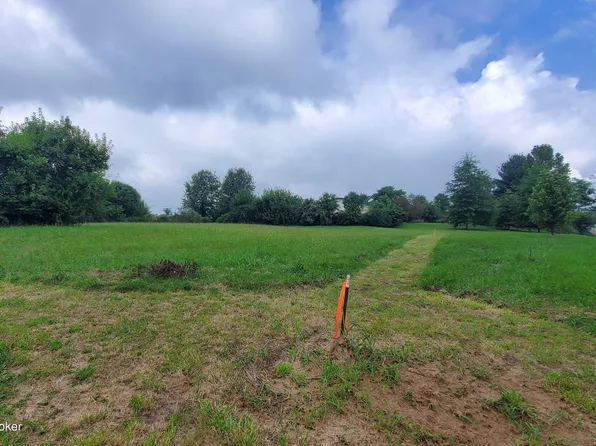 2100 Allen Ln, La Grange, KY 40031