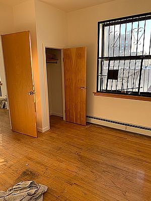 5th image of 219 Eldridge St #4B