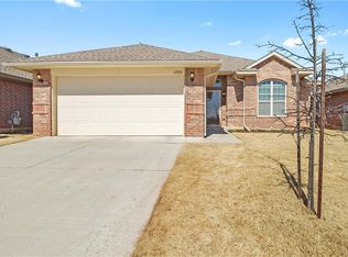 12021 SW 8th St, Yukon, OK 73099