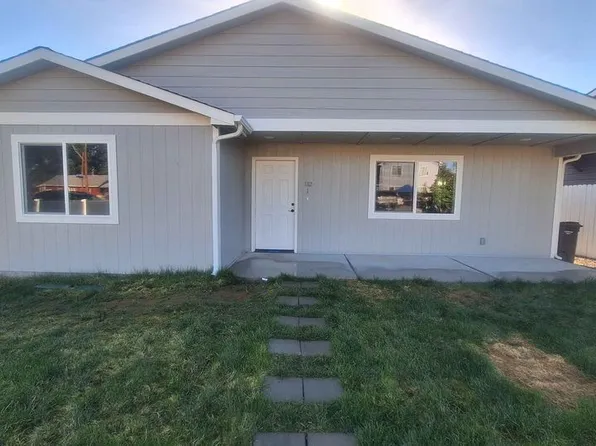 1112 S 8th St, Yakima, WA 98901
