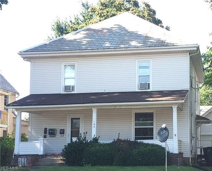 1st image of 142 King St #2