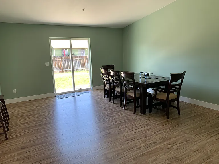 2491 Aviation Dr — Photo 14