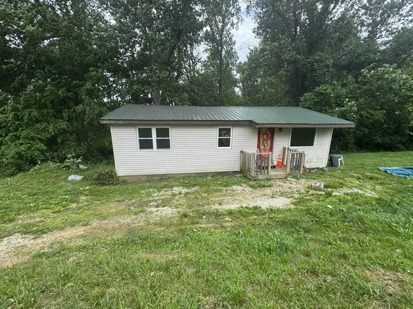 3685 Morrow Rd, Huntington, WV 25701