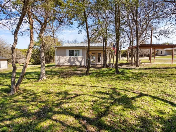 2801 Star Ct, Granbury, TX 76049