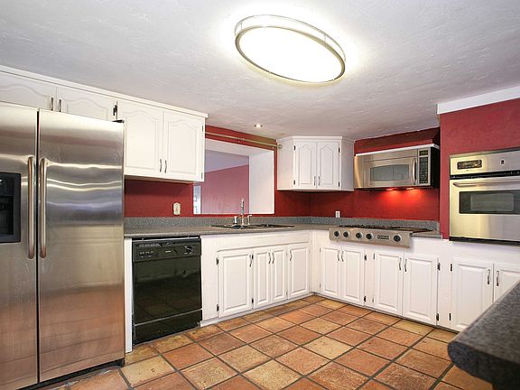 4th image of 64 N Bella Vista Dr