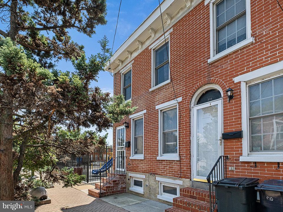 1st image of 212 E 13th St