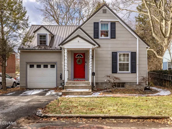 141 S 11th St, Lewisburg, PA 17837