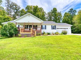 84 Wellborn Branch Dr, Blairsville, GA 30512