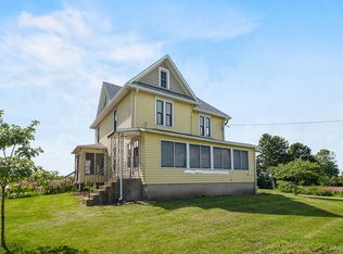 5207 Leland Rd, Waterman, IL 60556