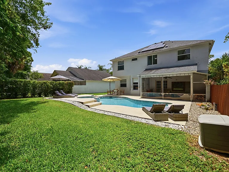 15073 Oak Chase Ct — Photo 42