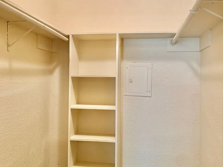 8100 Creekbend Dr #157 — Photo 11