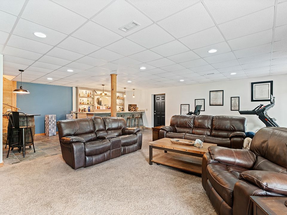 34th image of 2063 Kennedy Creek Rd