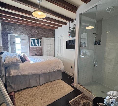 4th image of 121 Baxter St APT 7