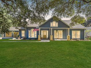 414 Brazos Hill Ln, Sealy, TX 77474