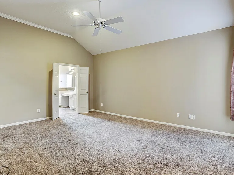 9907 Kemp Forest Dr — Photo 15