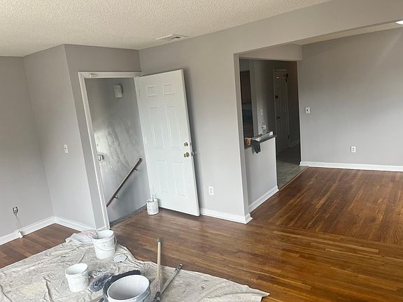 2nd image of 78 Wallace St