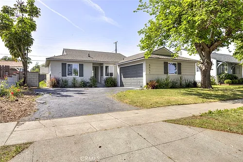 8051 Etiwanda Ave Photo 1